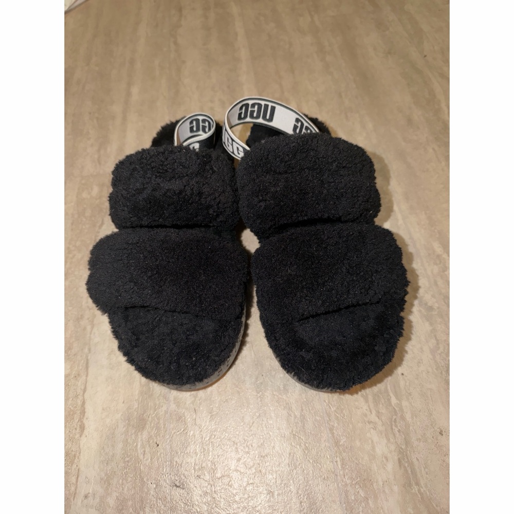 UGG Black Fluffy Slides